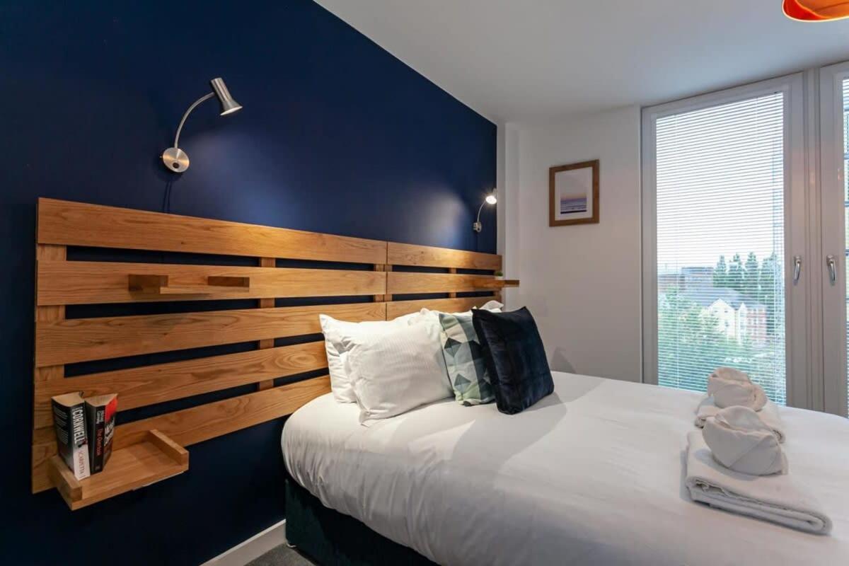Superb 2 Bed Flat 5Min To Old Trafford Stadium Manchester Luaran gambar